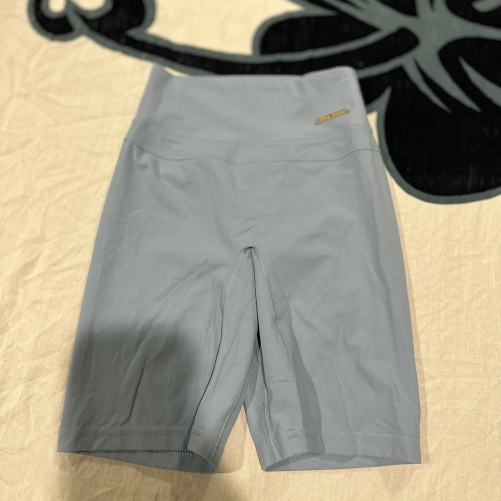Gymshark Whitney Simmons Ladies Booty Shorts blue  Size Xtra Small 💗